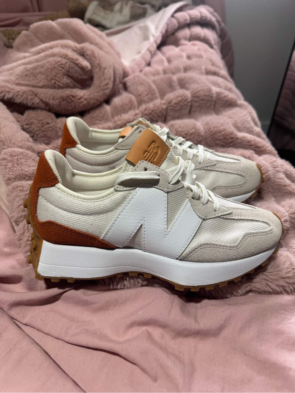 New Balance Women's Beige White Tan Accent Retro Runner Sneakers